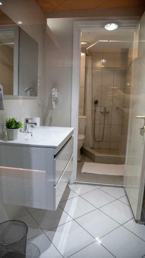 Christine'S Downtown Suites Kavala Exterior foto